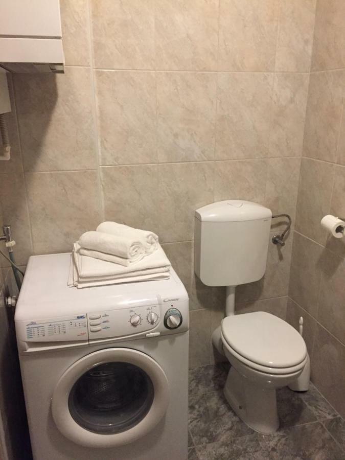Studio Apartman Lara *** Όσιγιεκ Εξωτερικό φωτογραφία